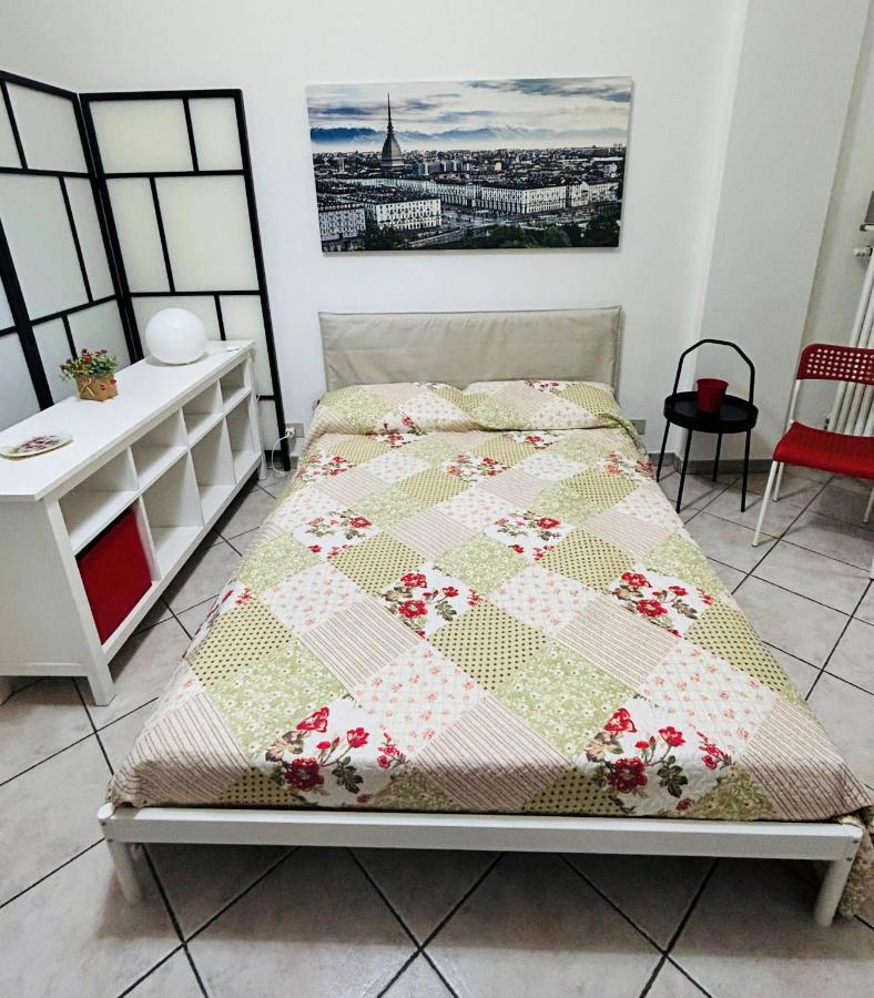 Monolocale Maria Vittoria Apartment ตูริน ภายนอก รูปภาพ